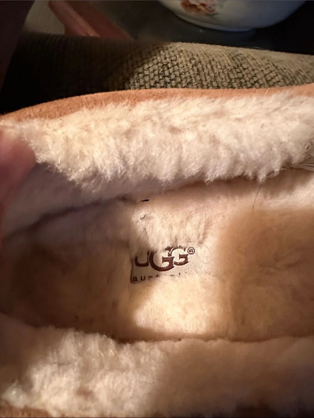 UGG Womens Chestnut/Tan Suede Shearling-Lined Moccasin Slippers - Picture 4 of 4